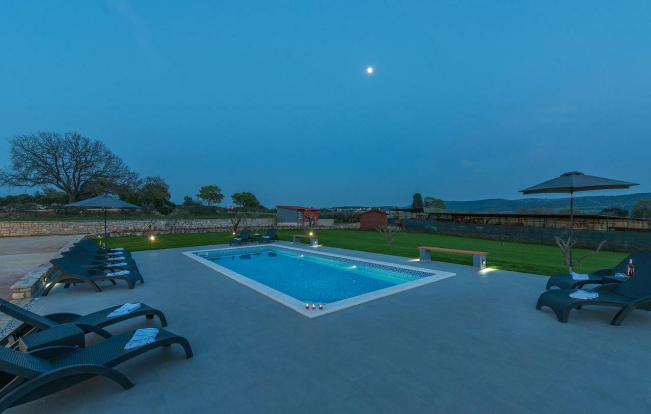 Sea View Apartments With Shared Pool Pomer Eksteriør billede